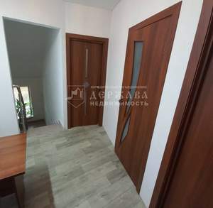 Дом 174м², 2-этажный, участок 6 сот.