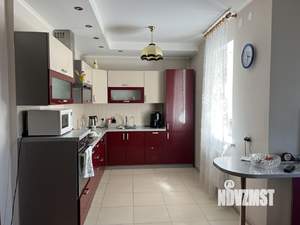 Коттедж 240м², 2-этажный, участок 9 сот.