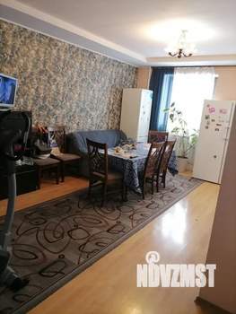 Таунхаус 237м², 4-этажный, участок 7 сот.