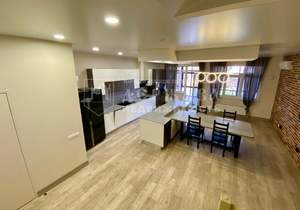 Дом 210м², 3-этажный, участок 3 сот.