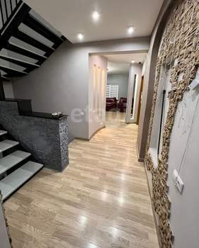 Дом 260м², 2-этажный, участок 10 сот.