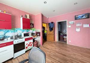 Дом 80м², 2-этажный, участок 10 сот.