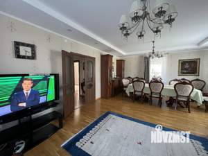 Коттедж 240м², 2-этажный, участок 9 сот.