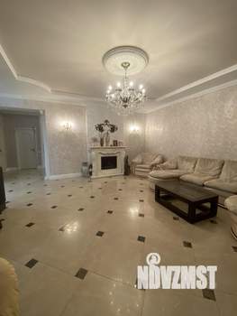 Коттедж 364м², 3-этажный, участок 10 сот.