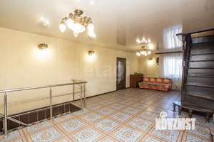 Дом 337м², 2-этажный, участок 15 сот.