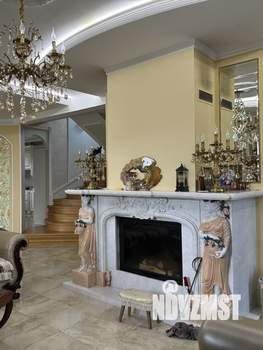 Коттедж 550м², 3-этажный, участок 15 сот.