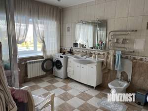 Коттедж 240м², 2-этажный, участок 9 сот.