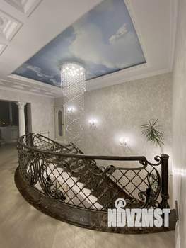 Коттедж 364м², 3-этажный, участок 10 сот.