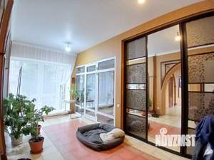 Коттедж 402м², 3-этажный, участок 33 сот.