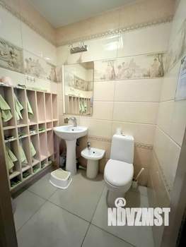 Коттедж 300м², 3-этажный, участок 15 сот.