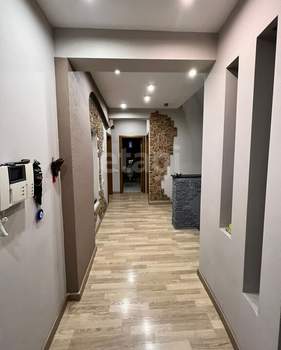 Дом 260м², 2-этажный, участок 10 сот.