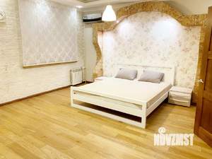 Таунхаус 90м², 2-этажный, на длительный срок, 