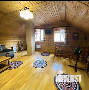 Дом 60м&sup2;, 2-этажный, посуточно, 