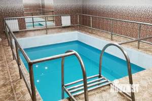 Дом 300м&sup2;, 2-этажный, посуточно, 