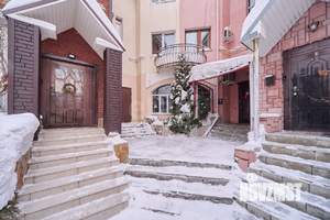 Таунхаус 309м&sup2;, 3-этажный, участок 4 сот.  