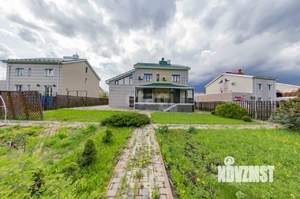 Дом 414м&sup2;, 3-этажный, участок 10 сот.  