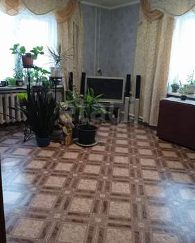 Дом 95м&sup2;, 1-этажный, участок 10 сот.  