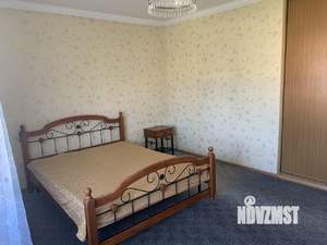 Коттедж 214м², 3-этажный, участок 13 сот.  