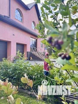 Дом 310м², 3-этажный, участок 10 сот.  