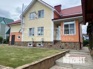 Дом 280м², 2-этажный, участок 11 сот.  
