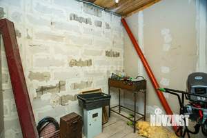 Дом 101м², 2-этажный, участок 10 сот.  