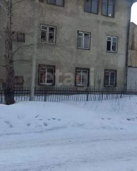 Дом 505м², 3-этажный, участок 9 сот.  