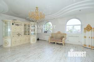 Коттедж 600м², 3-этажный, участок 7 сот.  