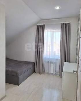 Дом 160м&sup2;, 2-этажный, участок 10 сот.  