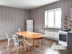Дом 195м², 3-этажный, участок 10 сот.  