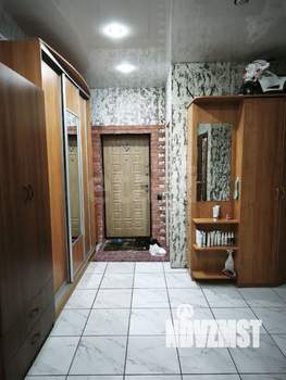 Дом 275м&sup2;, 3-этажный, участок 14 сот.  