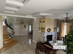 Коттедж 550м², 3-этажный, участок 15 сот.  