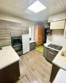 Дом 174м², 2-этажный, участок 20 сот.  