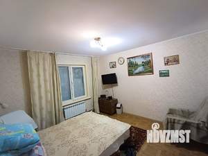 Коттедж 200м&sup2;, 2-этажный, участок 10 сот.  