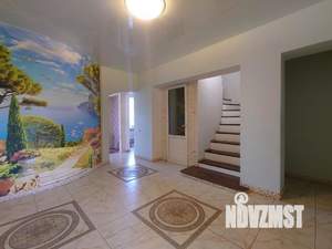 Коттедж 451м², 3-этажный, участок 15 сот.  