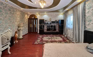 Дом 183м&sup2;, 2-этажный, участок 6 сот.  