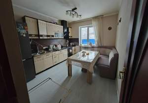 Дом 212м&sup2;, 2-этажный, участок 4 сот.  