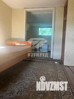 Дом 30м&sup2;, 2-этажный, участок 5 сот.  