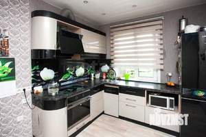 Дом 60м&sup2;, 1-этажный, участок 10 сот.  