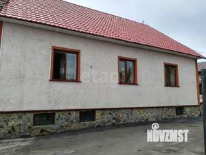 Дом 220м², 2-этажный, участок 10 сот.  