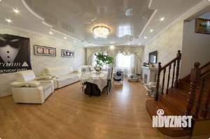 Дом 450м², 3-этажный, участок 4 сот.  