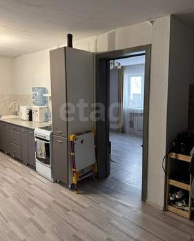 Дом 100м&sup2;, 2-этажный, участок 12 сот.  