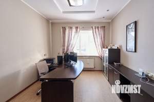 Дом 314м&sup2;, 3-этажный, участок 10 сот.  