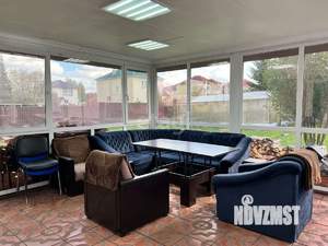 Дом 260м², 2-этажный, участок 10 сот.  