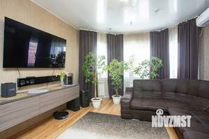 Дом 147м&sup2;, 2-этажный, участок 10 сот.  