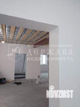 Дом 140м², 2-этажный, участок 10 сот.  