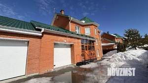 Дом 201м&sup2;, 2-этажный, участок 12 сот.  