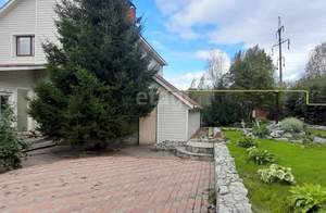 Дом 250м², 3-этажный, участок 15 сот.  