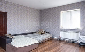 Дом 195м², 3-этажный, участок 10 сот.  