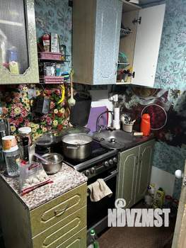 Дом 60м&sup2;, 2-этажный, участок 6 сот.  