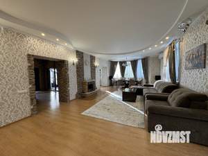 Коттедж 495м&sup2;, 3-этажный, участок 16 сот.  